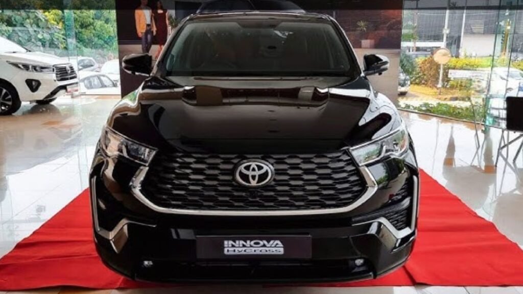 Innova Hycross ZX Hybrid 7 STR